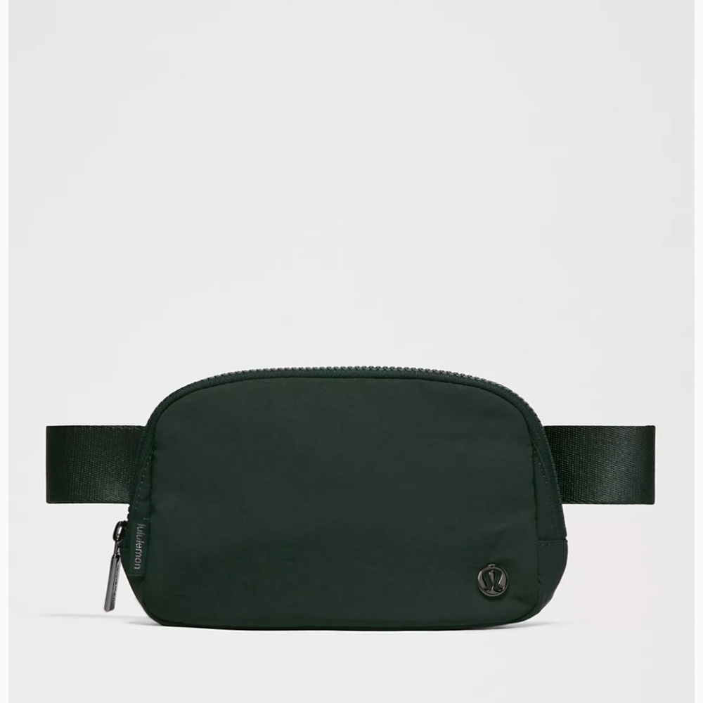 lululemon athletica Green Belt Bag